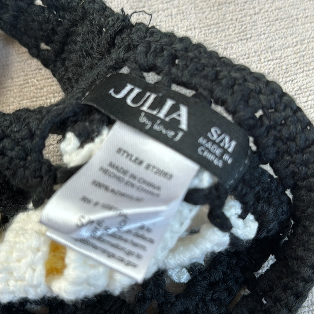 Julia Crochet Set - Picture 9 of 9